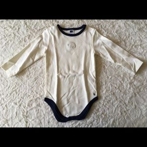 NWOT Janie & Jack long sleeve polar bear onesie